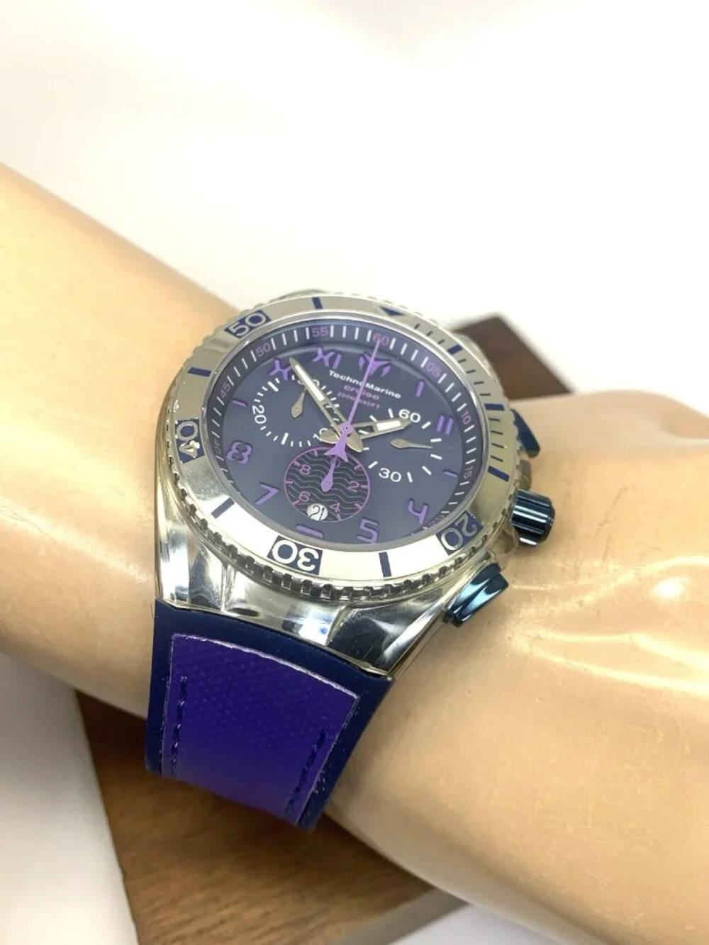 Technomarine Men's Watch TM-115013 Swiss Quartz Chronograph Blue Purple 46mm